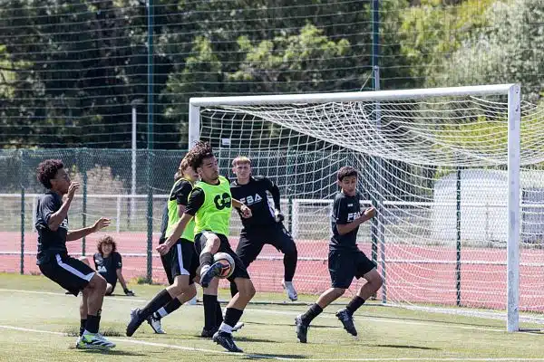 Stage de football Foot Breizh Académie en Bretagne en 2026